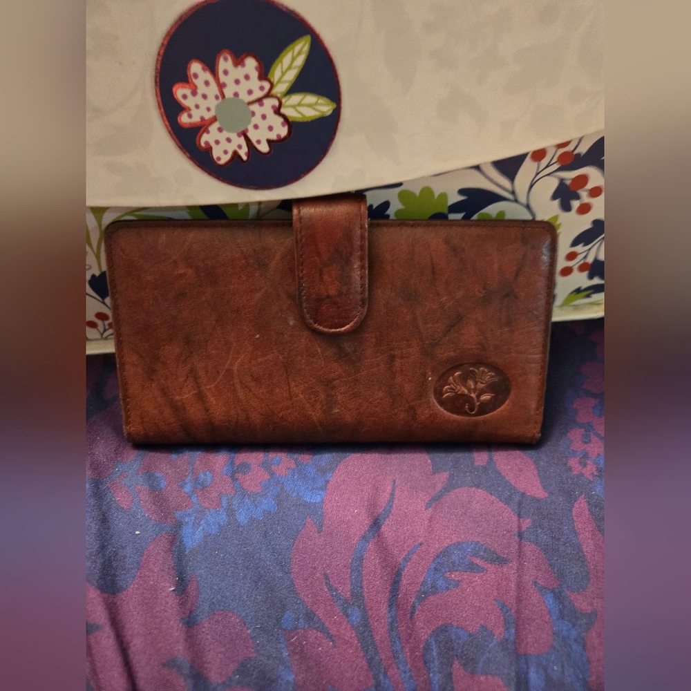 Buxton wallet womens